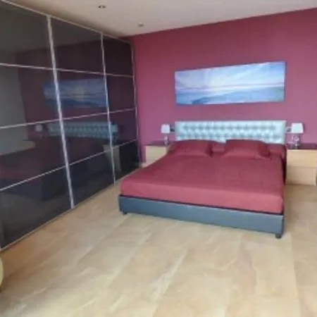 Roca Grossa Villa *